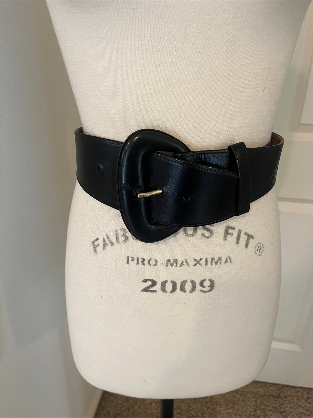 Donna Karan Black Wide Leather Belt with Sculpted Oval Buckle